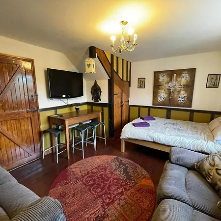 Oyo Yarm Bed & Breakfast